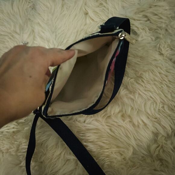 Le Sportsac Rainbow Stripe Three Zip Fabric Crossbody Shoulder Strap Bag Handbag - Picture 4 of 7